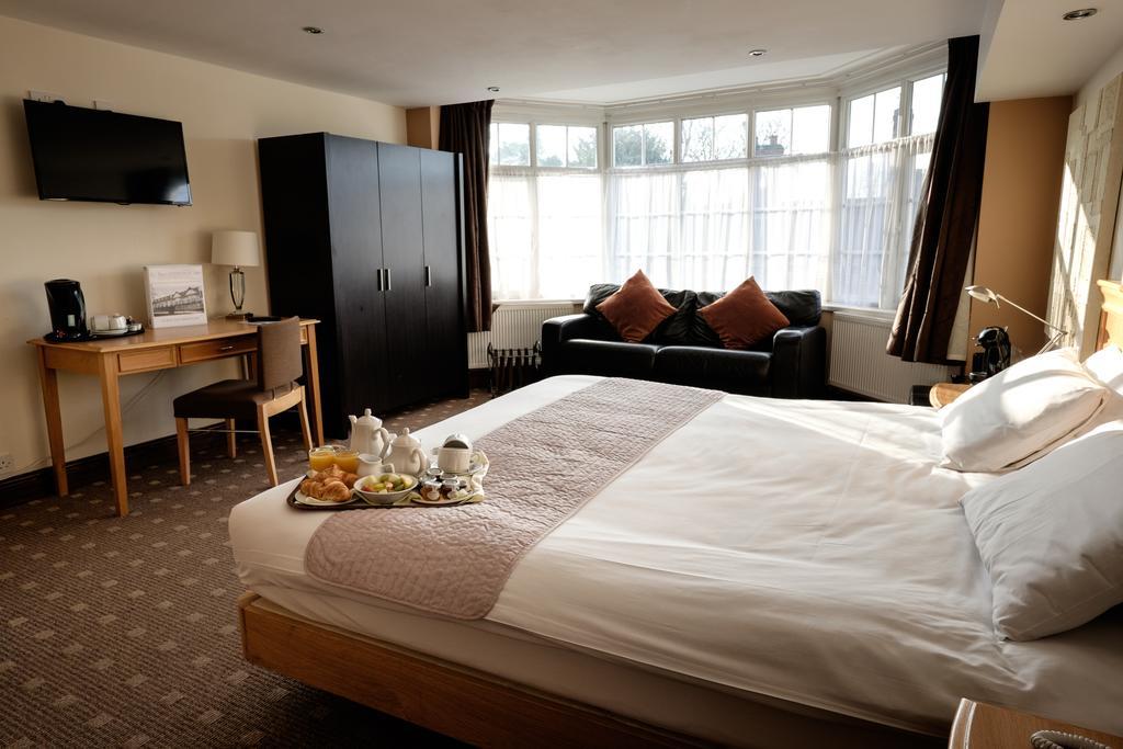 The Cathedral Hotel Lichfield Buitenkant foto