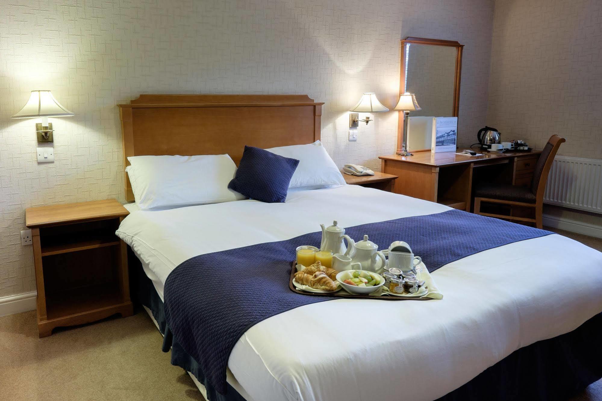 The Cathedral Hotel Lichfield Buitenkant foto