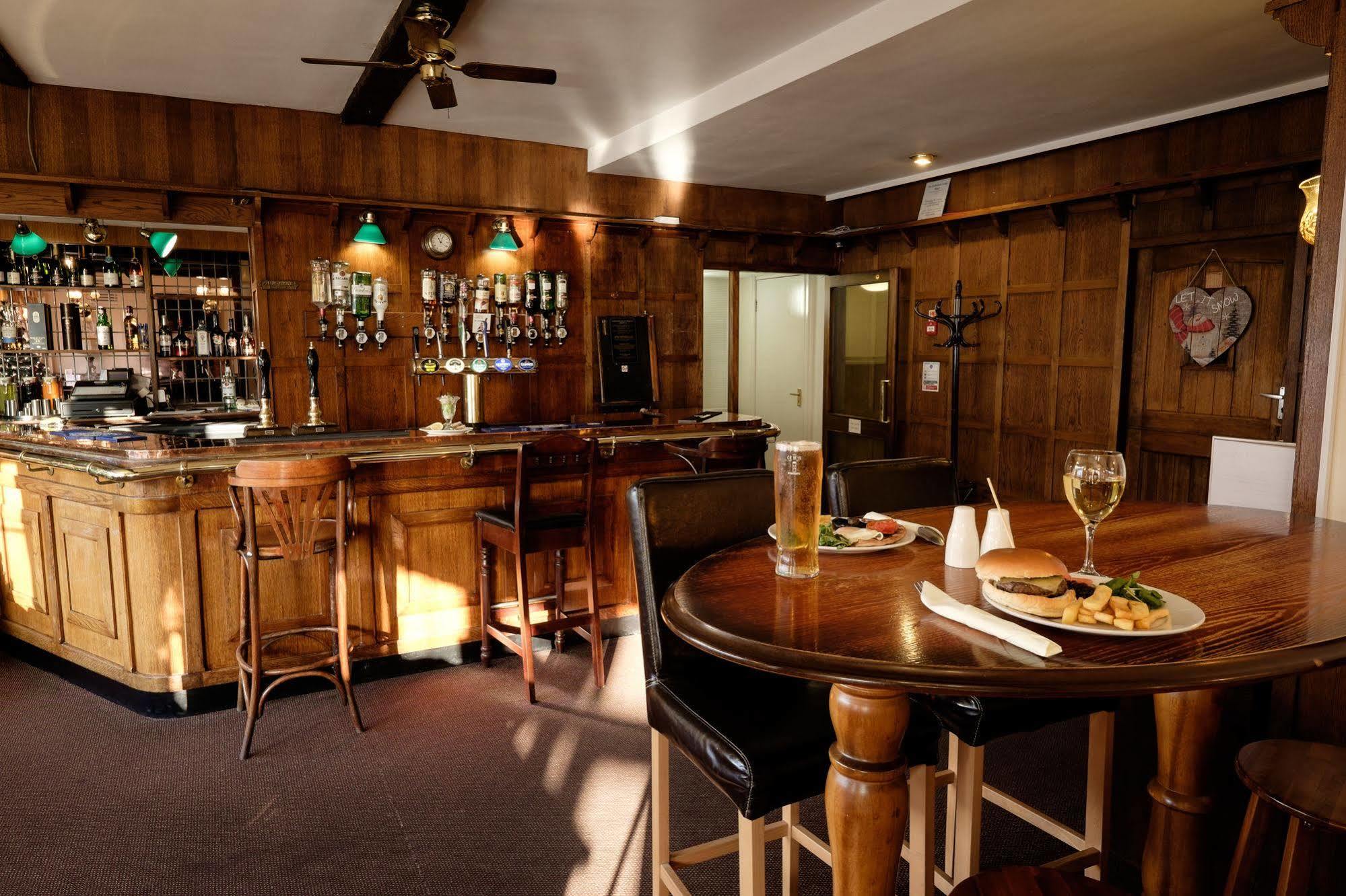The Cathedral Hotel Lichfield Buitenkant foto